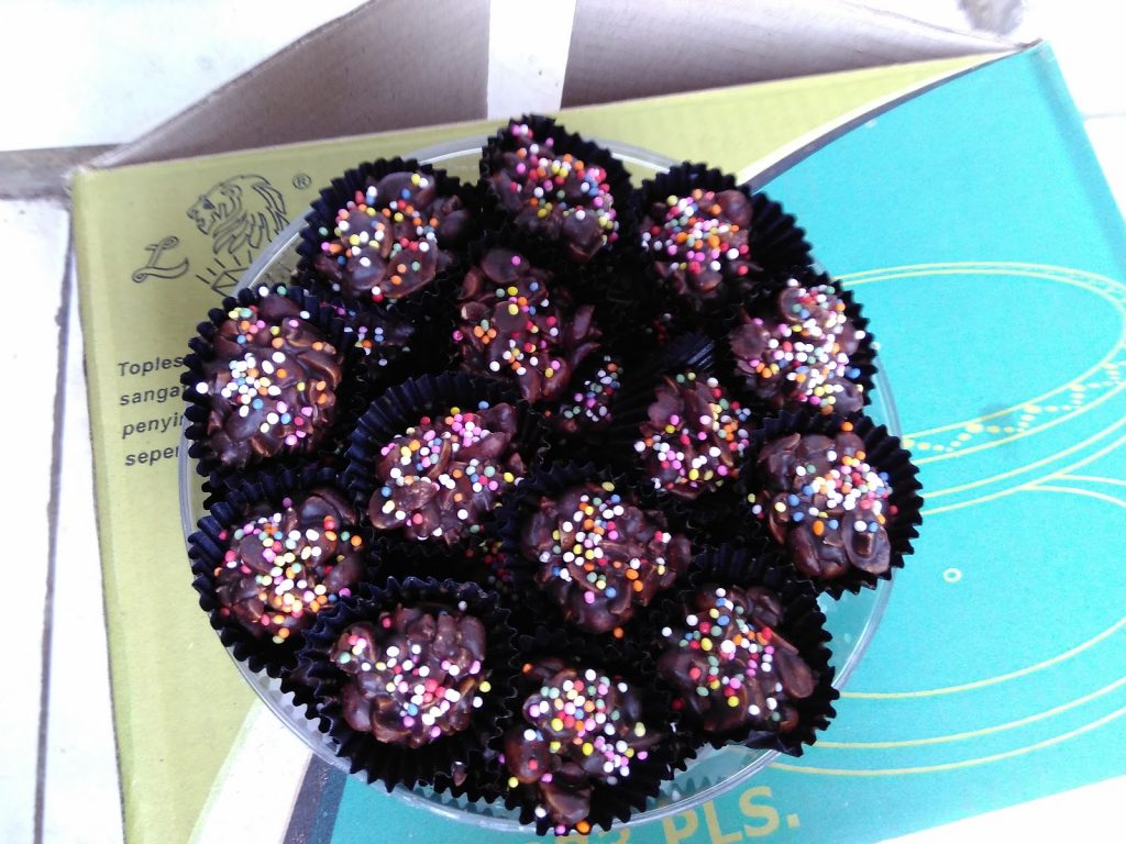 kue-kering-choco-balls-camilan-lezat